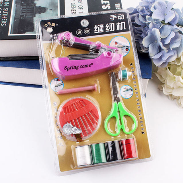 11*7*4cm Mini Hand Sewing Machine Suit DIY Color Random Handy Sewing machine Tool maquina de costura Accessories