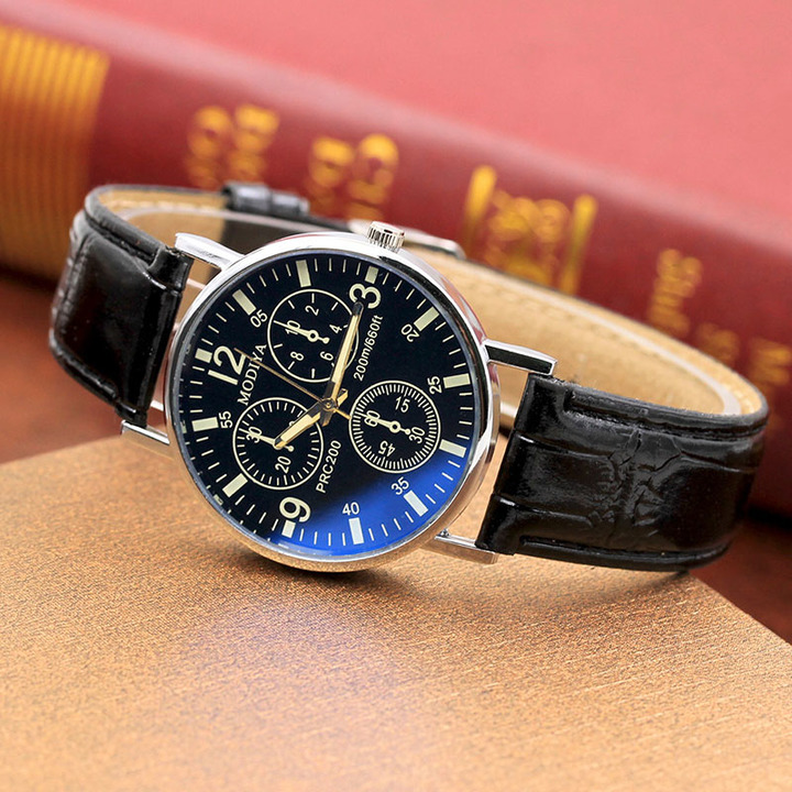 New Gift Men&apos;s Watch Fashion Quartz Watch Men&apos;s Blu-ray Glass Belt Men&apos;s Watch