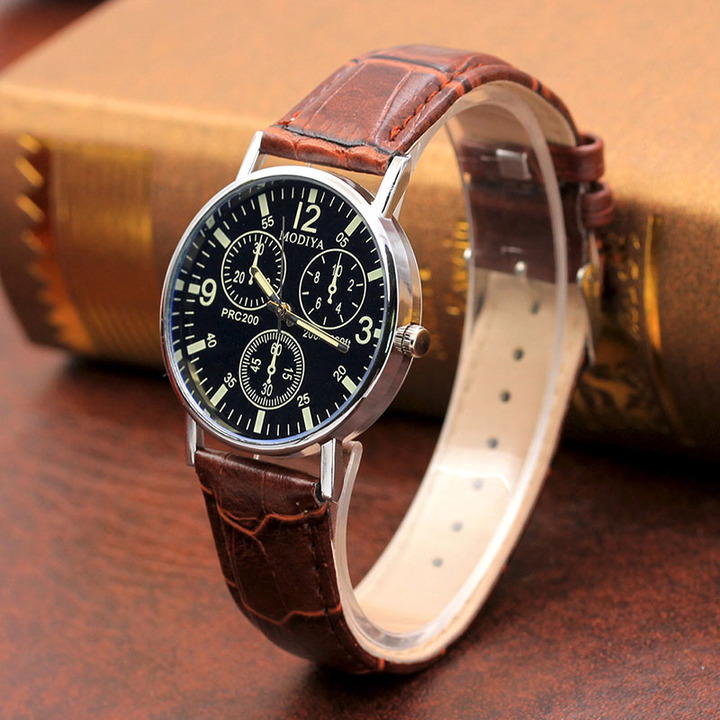New Gift Men&apos;s Watch Fashion Quartz Watch Men&apos;s Blu-ray Glass Belt Men&apos;s Watch