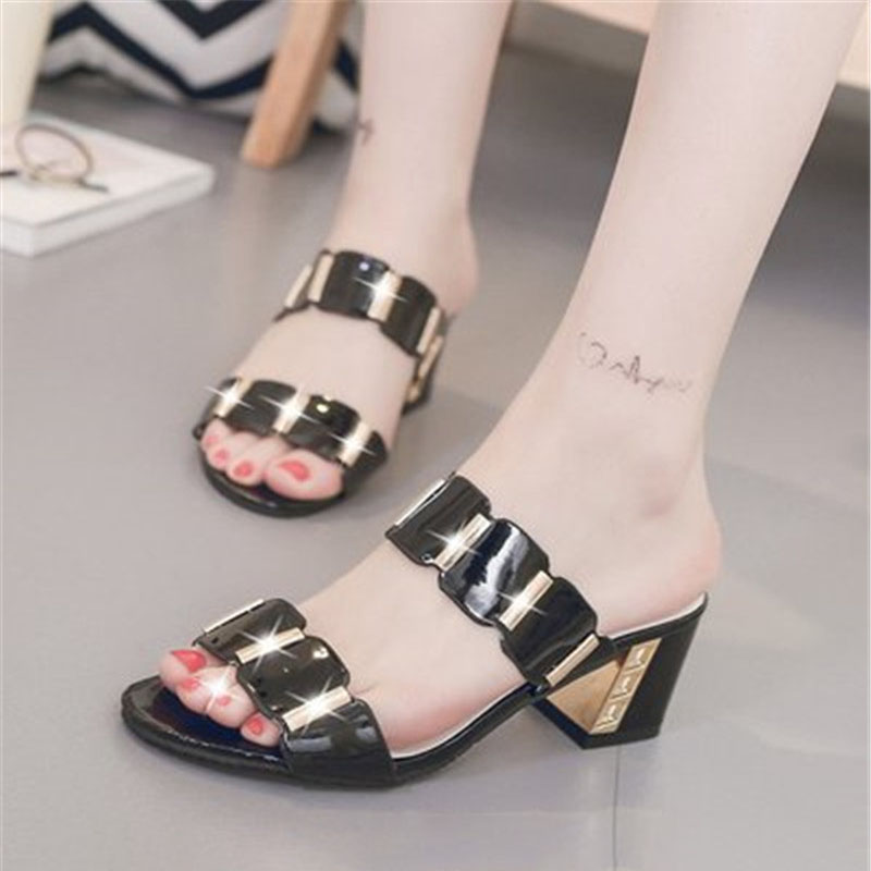 New ladies fashion casual Rhinestone slippers women&apos;s shoes  ladies  sport shoe