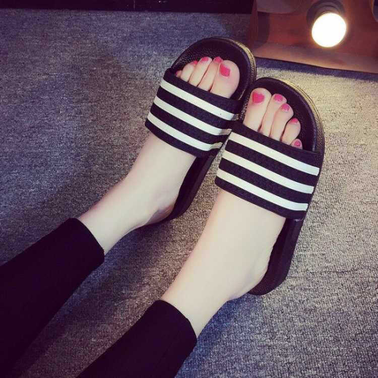 Slippers women&apos;s cool slippers women&apos;s large  sandals shoes