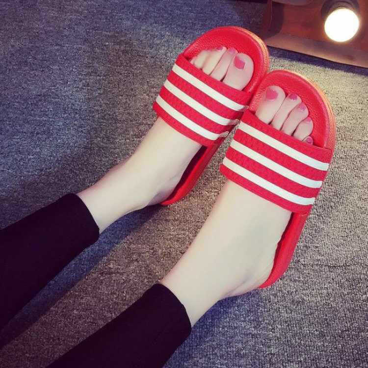 Slippers women&apos;s cool slippers women&apos;s large  sandals shoes