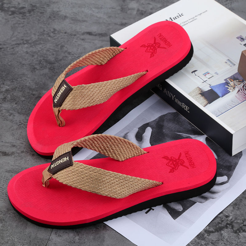 Men&apos;s summer slippers outdoor antiskid men&apos;s beach shoes  Men Slippers