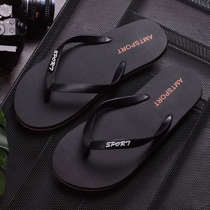 men&apos;s summer antiskid cool slippers men&apos;s clip foot trend rubber wear-resistant beach shoes Slippers