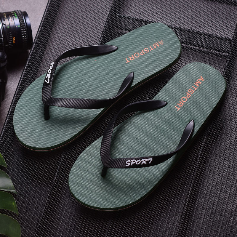 men&apos;s summer antiskid cool slippers men&apos;s clip foot trend rubber wear-resistant beach shoes Slippers