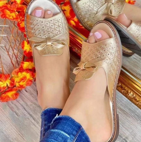 Ladies shoes big size 39 -42 Women’s slope heel sandals ladies flat thick sole middle heel shoes open shoes