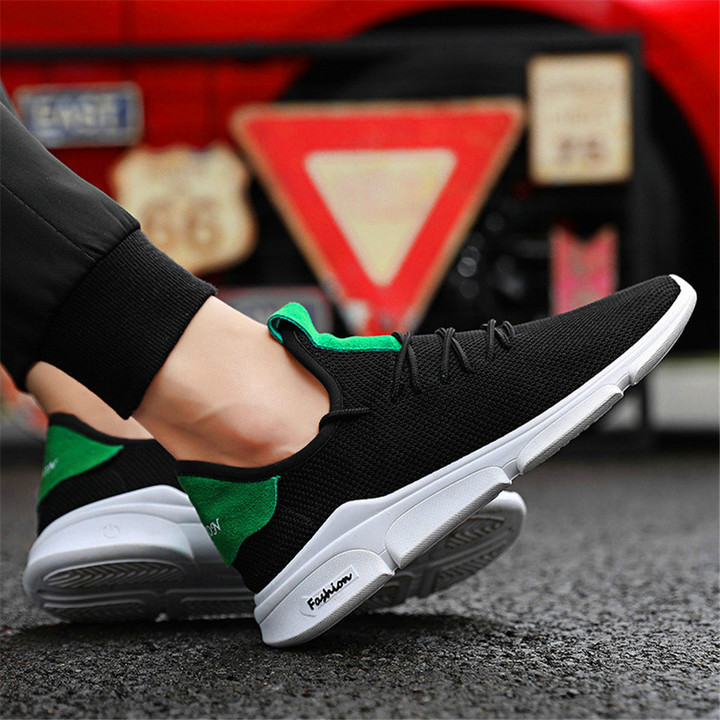 New Sports Shoes 2019 Summer Air-permeable Men&apos;s Leisure Shoes Air-permeable Running Shoes