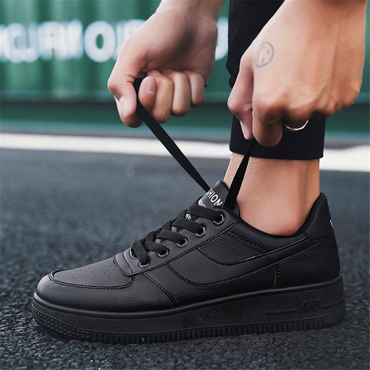 2019 spring men's skateboard shoes student casual shoes and sneakers
