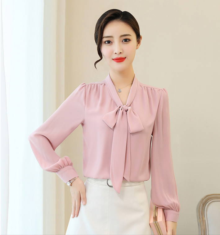 The new spring chiffon shirt for women&apos;s dress with bow-tie blouse is a fashionable thin shirt