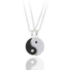 2 pcs/set Hot sale new style stitching gossip yin yang couple necklace Brand MM Silver as picture