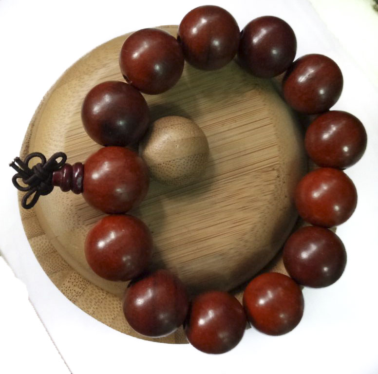 Stylish Wooden Red Shamballa Bracelet