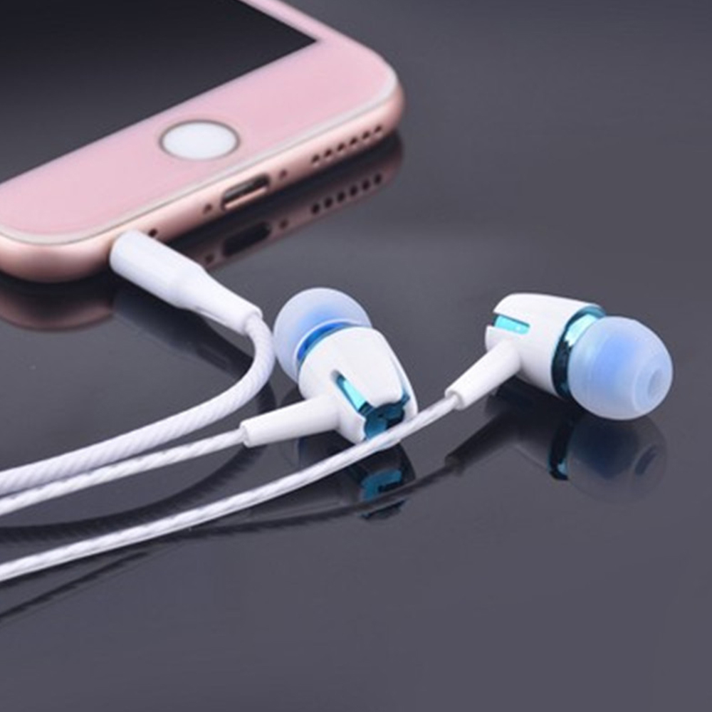 Noise Isolating Earphones - White