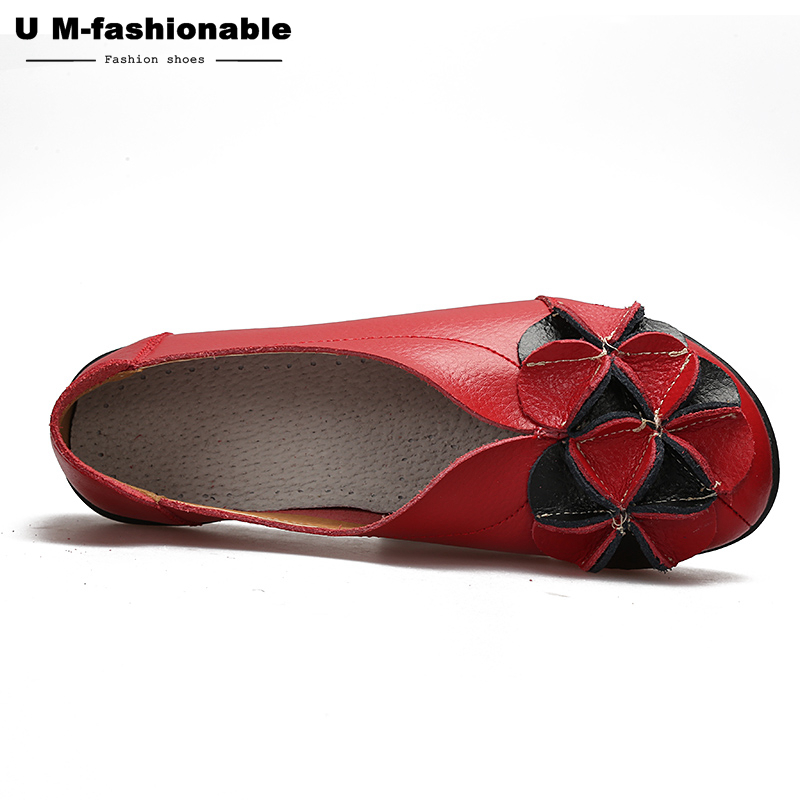 Women Retro Flats Shoes Flower Genuine Leather Slip on Black Moccasins