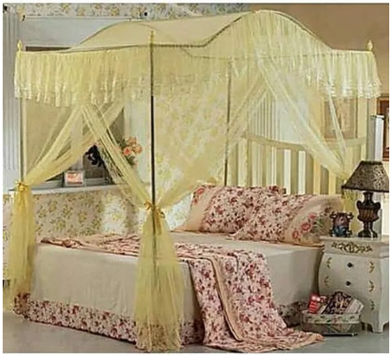 Curved Mosquito Net with 4 Metallic Stands