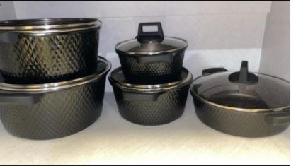 Unique granite cooking pots