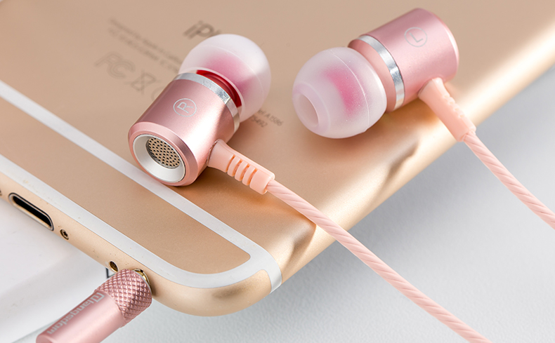 Black friday wired earphones with two in-Ear Sport with microphone for smart cell phone