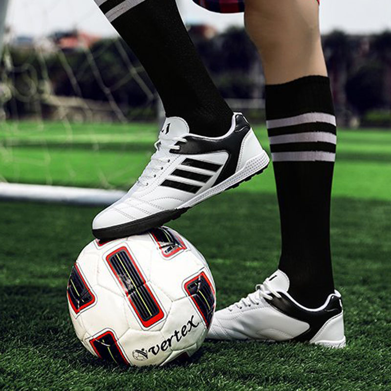 Football shoes children primary school teenagers flat flat grass training shoes