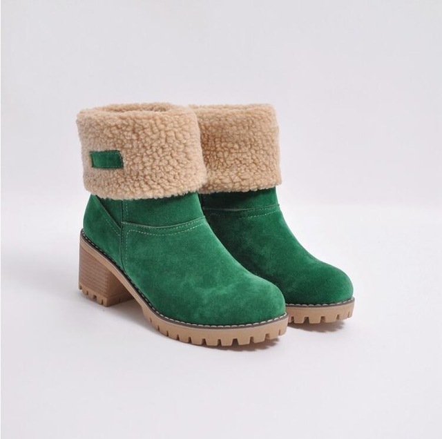 Roboviido New Women Boots Winter outdoor keep Warm Fur Boots Waterproof Women's Thick Heel Boots