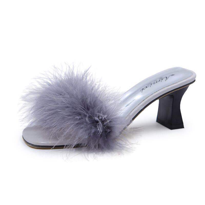 New Korean Style Outdoor Women&apos;s Sandals fashion Fluffy Slippers