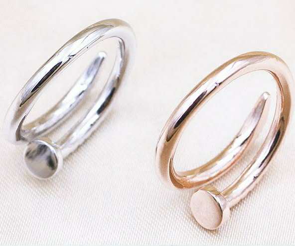 Screw ring female nail ring silver ornaments from the stars of your same style ring