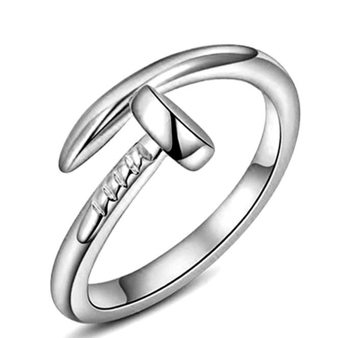 Screw ring female nail ring silver ornaments from the stars of your same style ring
