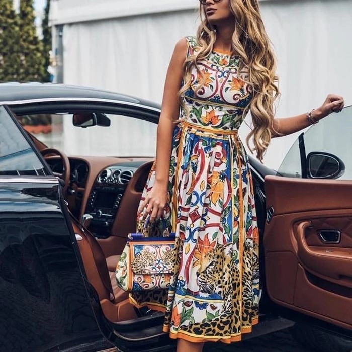 2022 new Africa Europe and The United States cross-border explosive women's dress trade printing Bohemian summer skirt 3 color female skirt    Unit weight 0.25kg  Product volume 32cm * 28cm * 1cm  Com