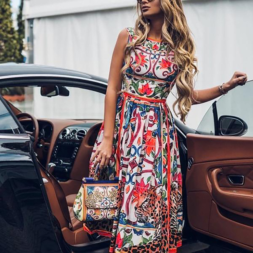 2022 new Africa Europe and The United States cross-border explosive women's dress trade printing Bohemian summer skirt 3 color female skirt    Unit weight 0.25kg  Product volume 32cm * 28cm * 1cm  Com