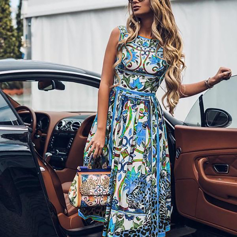 2022 new Africa Europe and The United States cross-border explosive women's dress trade printing Bohemian summer skirt 3 color female skirt    Unit weight 0.25kg  Product volume 32cm * 28cm * 1cm  Com