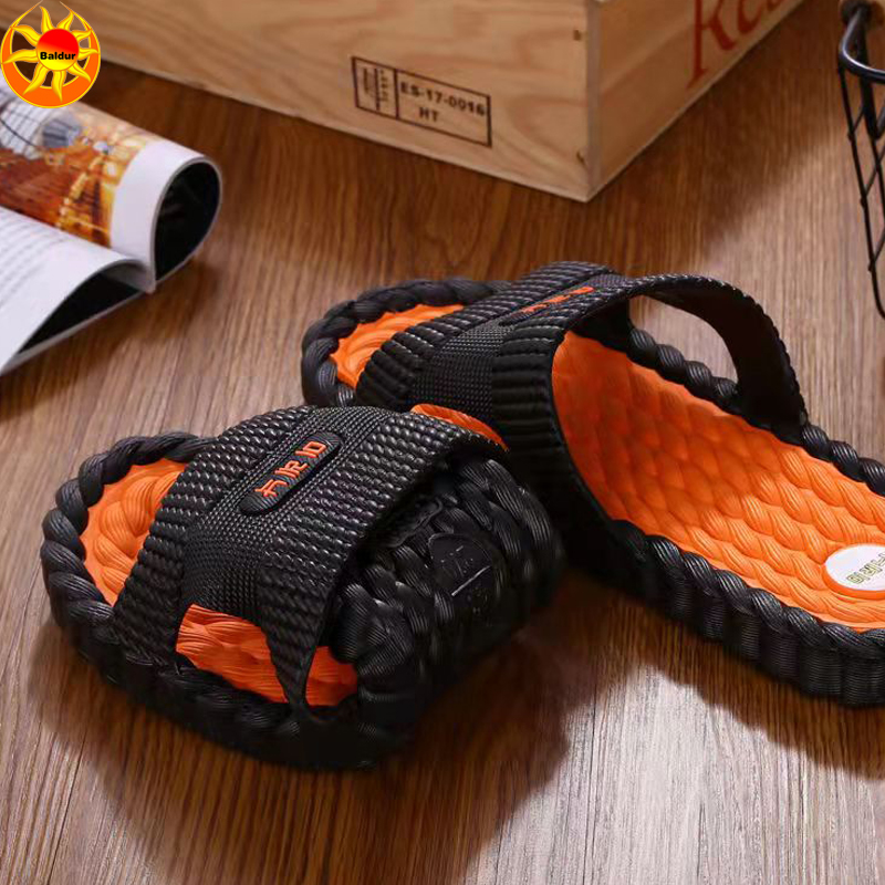Men's shoes women's bathroom bath non-slip wear-resistant soft bottom slippers thick soled couple sandals  open shoes Buy one size bigger than usual soft slippers