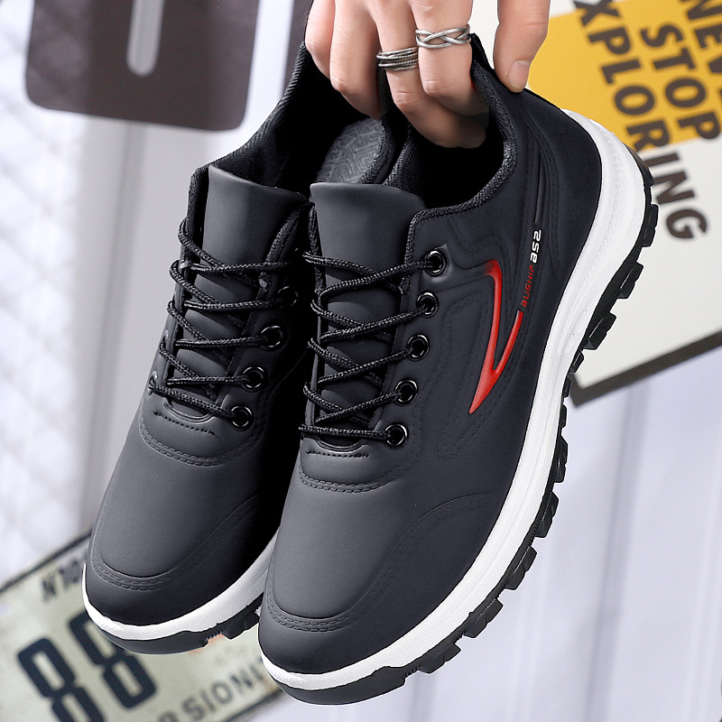 New arrivals men's athletics shoe driving shoes Dad's non-slip work shoes boy's walking shoes breathable casual shoes students running shoes comfortable sneakers