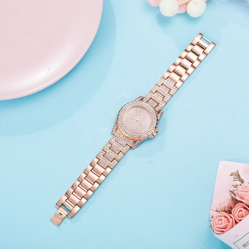 3 PCS Watch Gift Set Boutique Packaging Trend Diamond Set Chain Bracelets + Steel Belt Quartz Watch