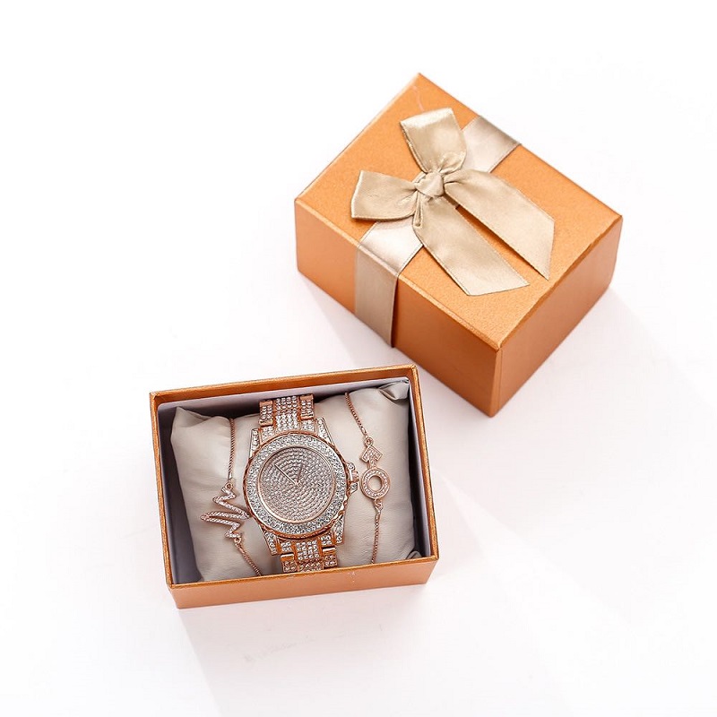 3 PCS Watch Gift Set Boutique Packaging Trend Diamond Set Chain Bracelets + Steel Belt Quartz Watch