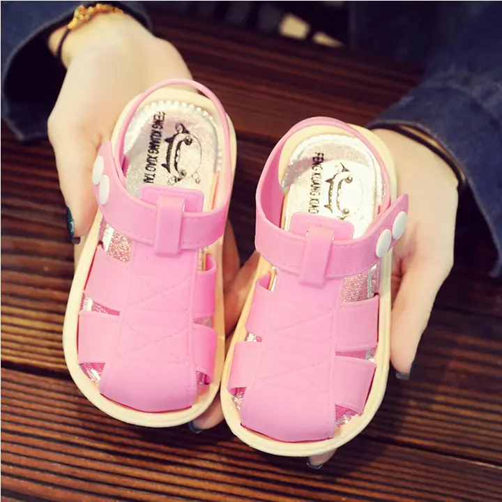 Baby shoes 2019 new summer sandals Baotou baby toddler anti-slip breathable baby beach shoes