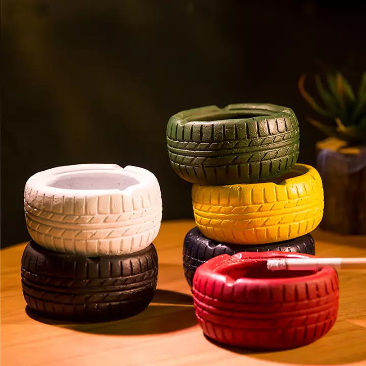 Cylinder tire ashtray  Creative personality ashtray Tidal wheel model    Furnishing articles