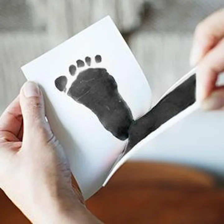 Baby Footprints Handprint Inkless Ink Pads Kits for 0-6 Months Newborn  Paw  Pet Dog Prints Souvenir