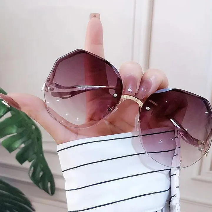 Fashion Tea Gradient Sunglasses Women Ocean Water Cut Trimmed Lens Metal Curved Temples Sun Glasses Female