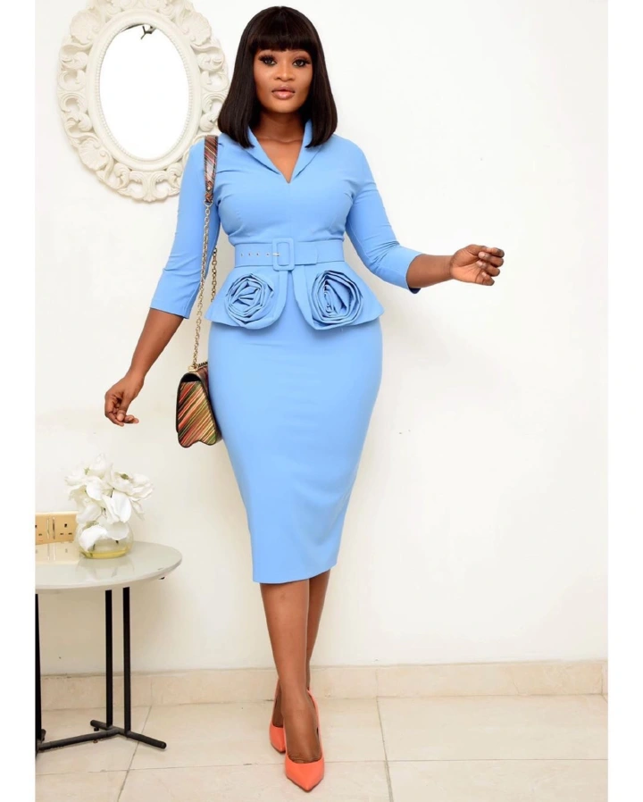 New Fashion design Rose Hip skirt Large size dresses with belt v neck below knee Suit collar 3 colors dresses working Dress K035