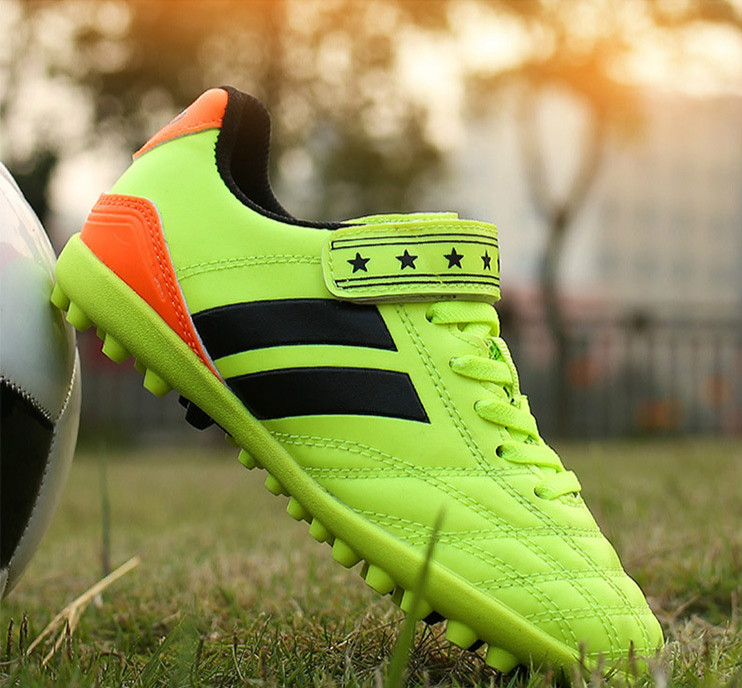 Rhodos Fashion New Children&apos;s Football Shoes Men&apos;s Low Top Long Nail Rubber Grass Shoes Sports Shoes