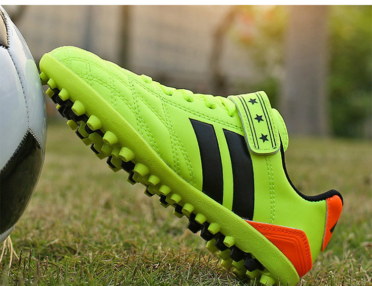 Rhodos Fashion New Children&apos;s Football Shoes Men&apos;s Low Top Long Nail Rubber Grass Shoes Sports Shoes
