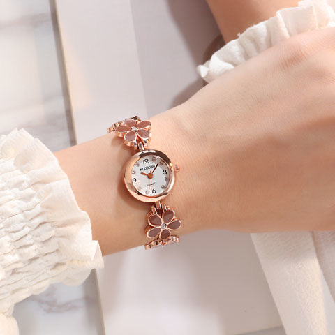 New Luxury Casual Fashion Bracelet Watch Flower Strap Wristwatch Dress Elegance Quartz Watch For Women Gift Watch