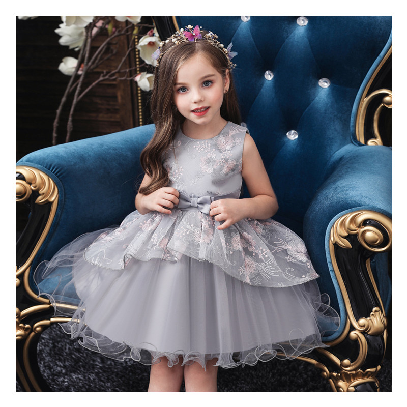 2021 New Beautiful Baby Girl Wedding Dress Pompous Children's Princess Dress small host show Dress