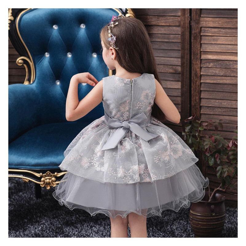2021 New Beautiful Baby Girl Wedding Dress Pompous Children's Princess Dress small host show Dress