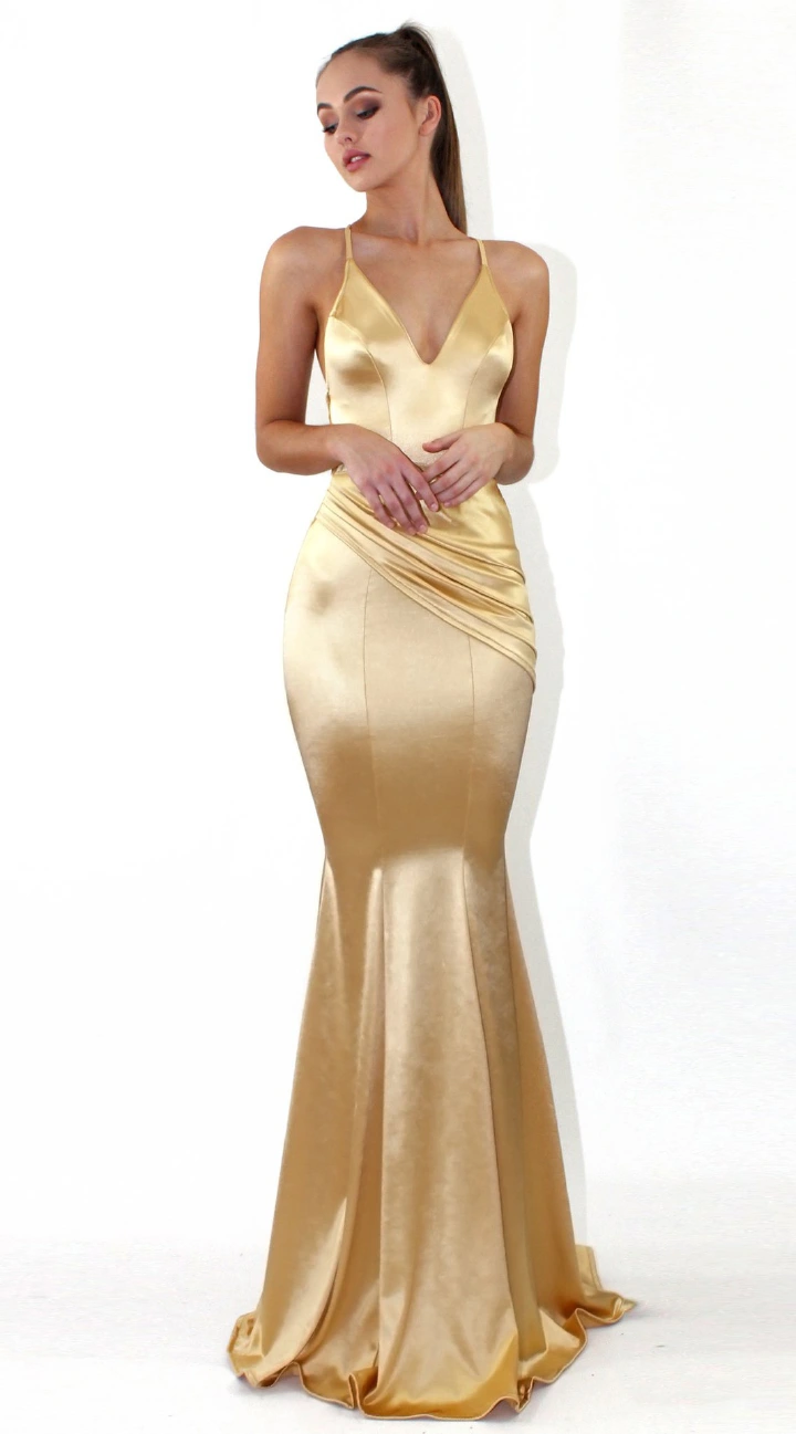 2023 Europe, America and Africa New Women's Dress Sexy Deep V Halter Color Dress Sexy Personalized Evening Dress High V Neck Long Buttock Skirt Lady Fish Tail Gallus Dress