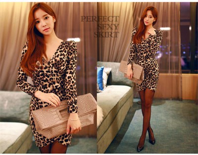 New Leopard Print Women&apos;s Sexy Slim Dress Party One Piece Dress Long Slim V-Neck long sleeve Dress