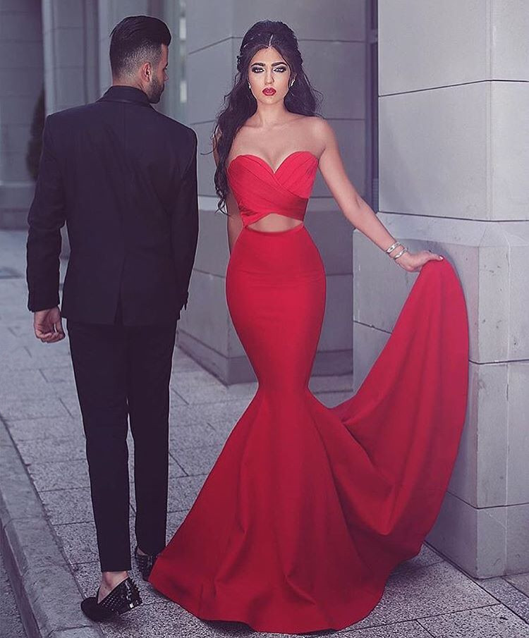 Sexy Personalized Wrap chest dress Sleeveless skirt Lady Concert Dress Party Dress