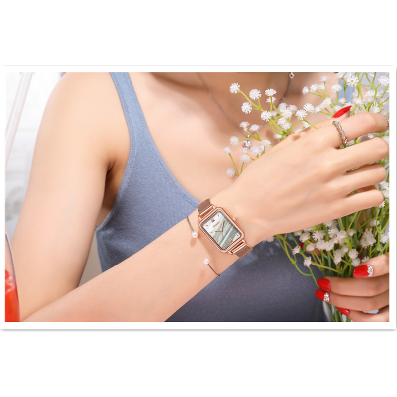 2021 Ins Style Light Luxury Women Watch Retro Small Square Mesh Belt Star Lady Watch