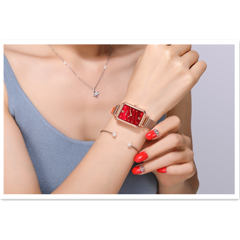 2021 Ins Style Light Luxury Women Watch Retro Small Square Mesh Belt Star Lady Watch