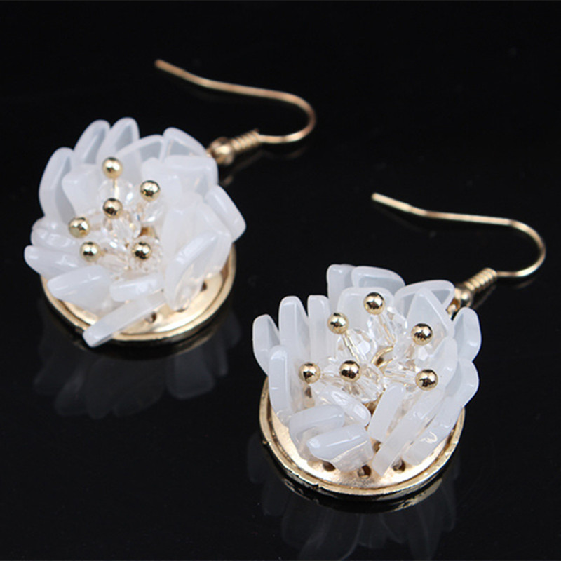 New Fashion Handmade Resin Flower Necklace Earring Set Clavicle Chain Temperament Female Accessories