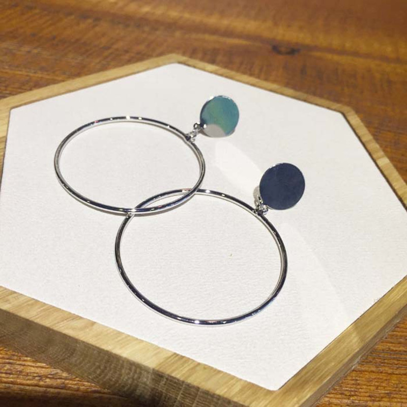 Europe&amp;America Exaggerate Show Style Simple Big Ring Metal Earrings Female Fashion Accessories