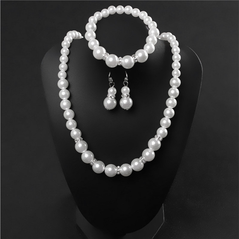 Hot Sell Diamond Ball White Pearl Necklace Bracelet Earrings Women Jewelry Sets Lady Parties Wear